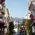 Marbella Old Town With Rooftop Terrace Rdr410